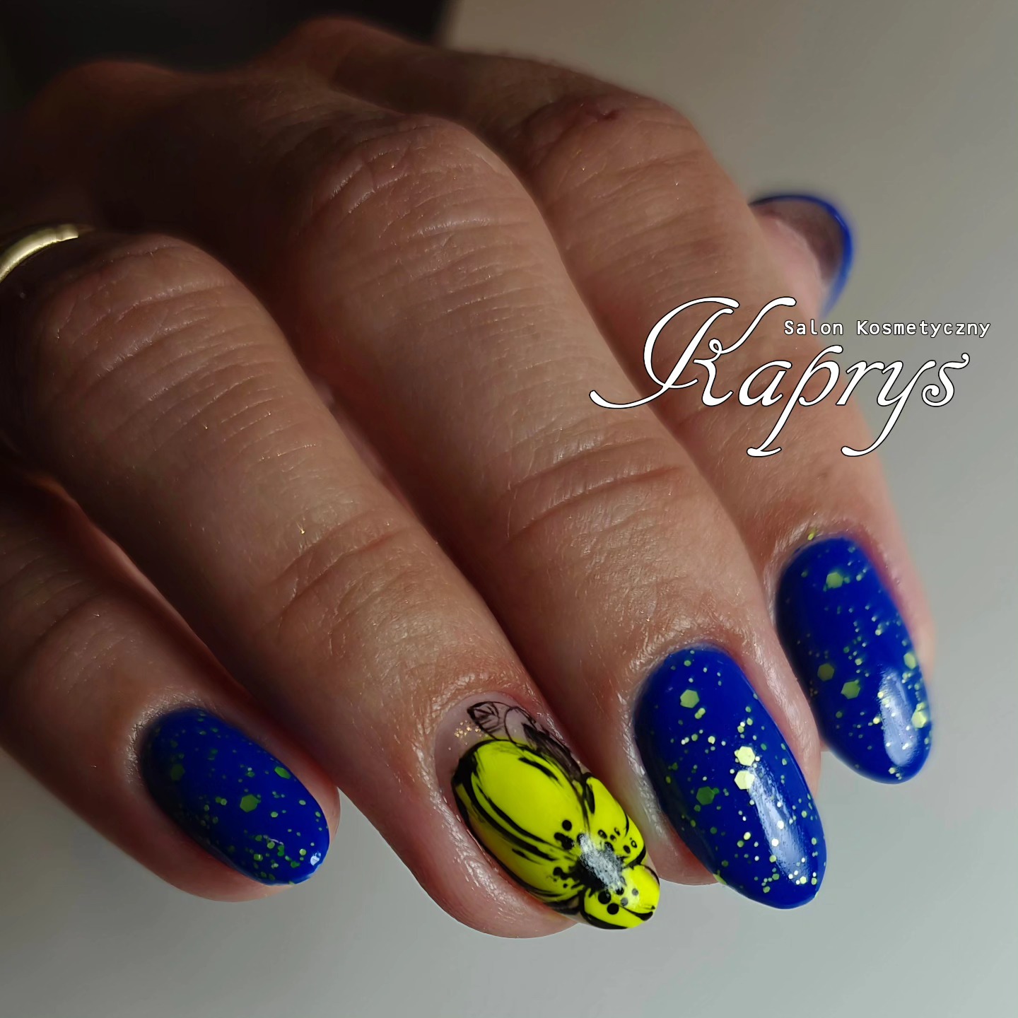 Manicure hybrydowy