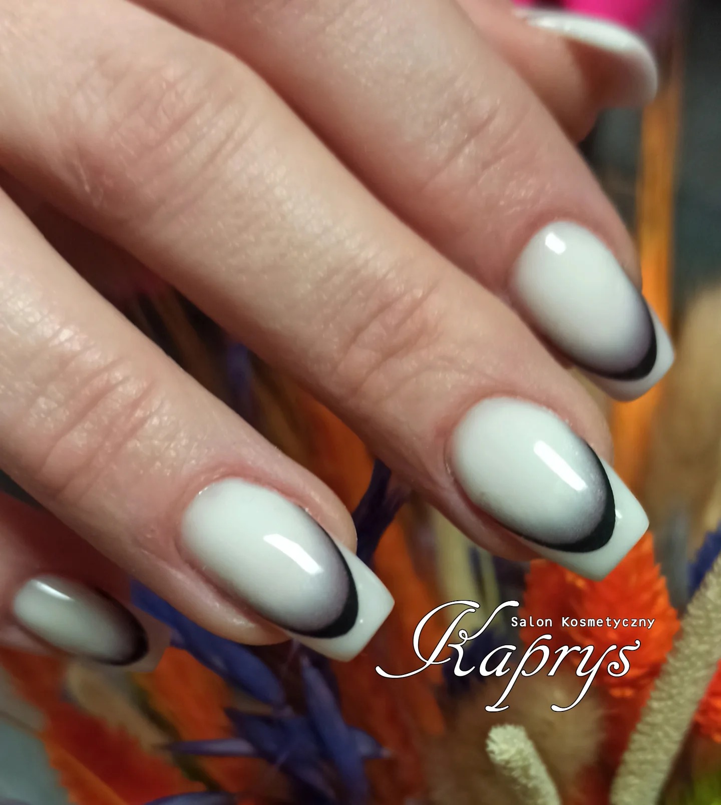 Manicure hybrydowy